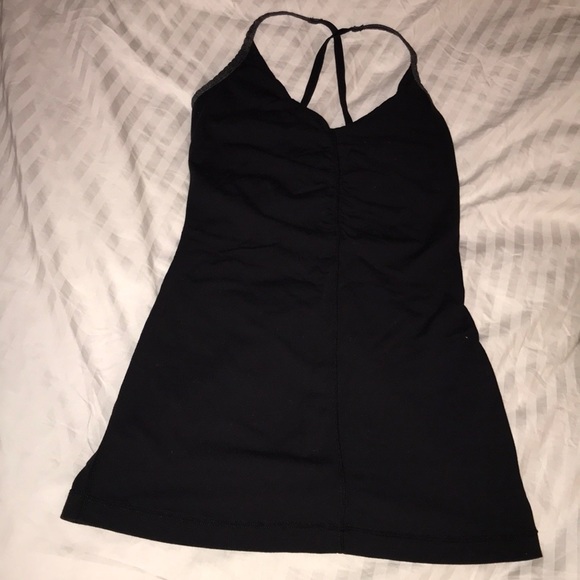 Lululemon athletic top